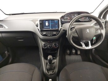 Used Peugeot 208 2019 for sale - 77585047: Photo