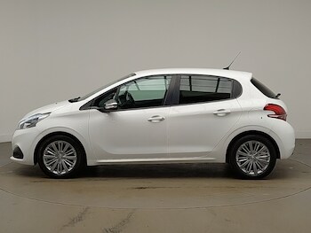 Used Peugeot 208 2019 for sale - 77585047: Photo