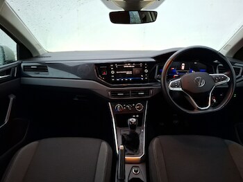 Used Volkswagen Polo 2023 for sale - 77201760: Photo