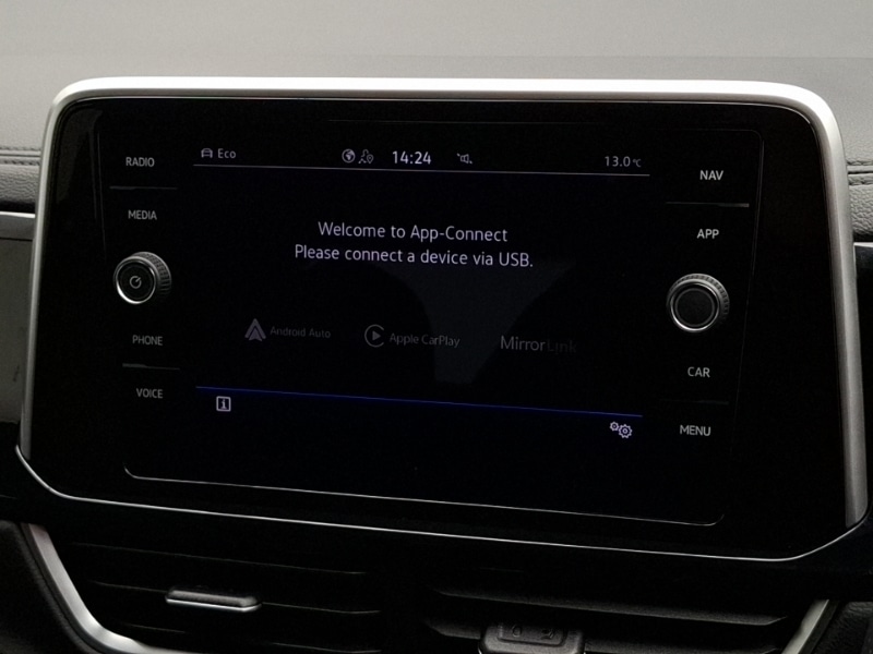 Used Volkswagen T-Roc 2023 for sale - 77070069: Photo 15