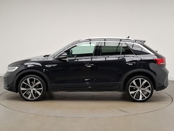 Used Volkswagen T-Roc 2023 for sale - 77070069: Photo