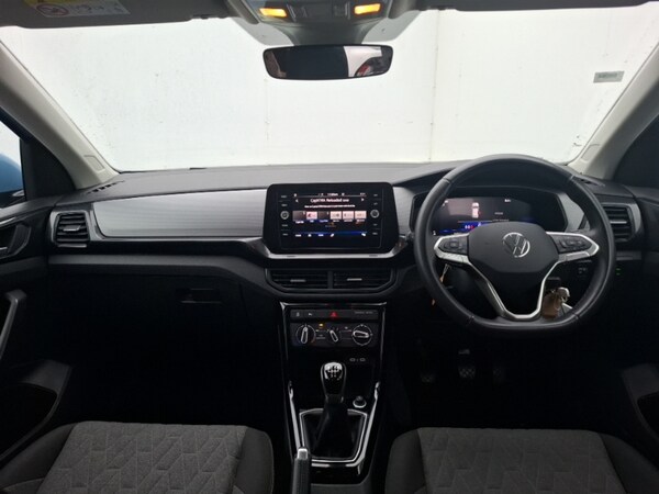 Used Volkswagen T-Cross 2024 for sale - 76264665: Photo 2