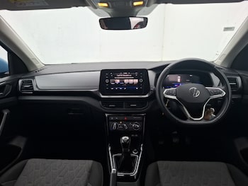 Used Volkswagen T-Cross 2024 for sale - 76264665: Photo 2