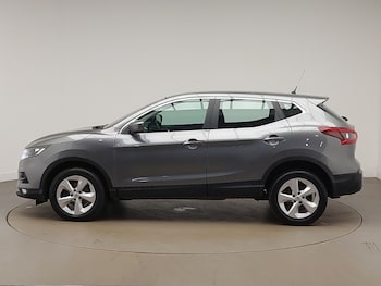 Used Nissan Qashqai 2018 for sale - 77652308: Photo