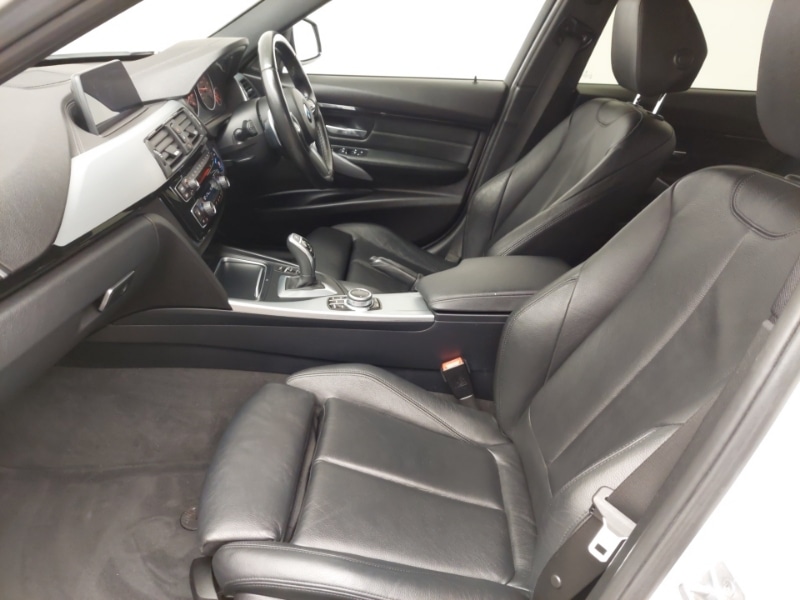 Used BMW 3 Series 2018 for sale - 77130027: Photo 5