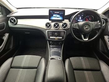 Used Mercedes-Benz GLA 2019 for sale - 78983686: Photo