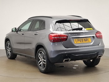 Used Mercedes-Benz GLA 2019 for sale - 78983686: Photo