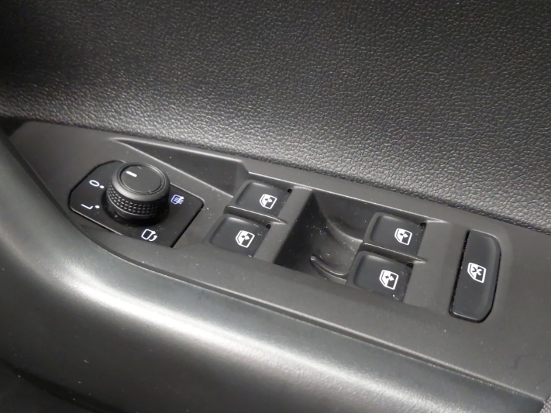 Used Volkswagen Polo 2024 for sale - 76515231: Photo 17