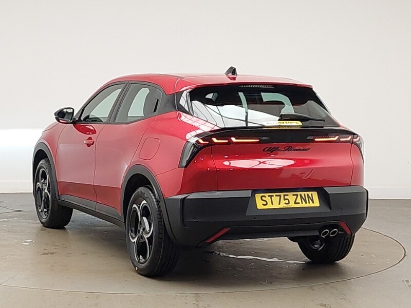 Used Alfa Romeo Junior 2025 for sale - 77980936: Photo 3