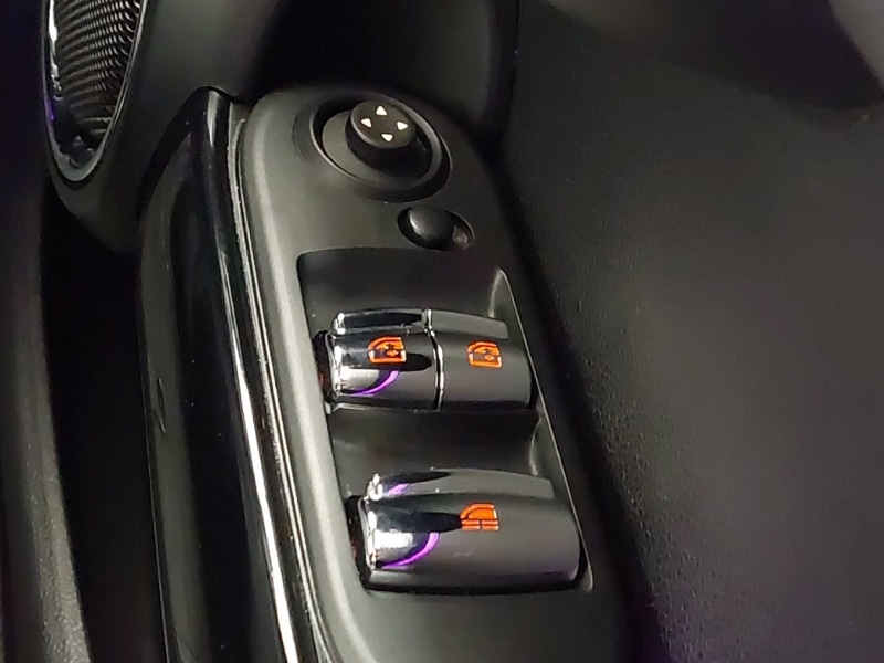 Used MINI Convertible 2020 for sale - 77141425: Photo 18