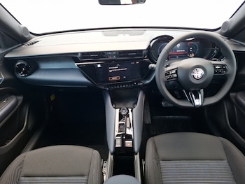 Used Alfa Romeo Junior 2025 for sale - 79578531: Photo
