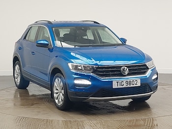 Used Volkswagen T-Roc 2018 for sale - 77669558: Photo