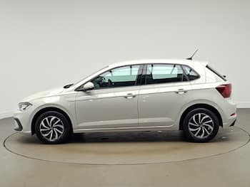 Used Volkswagen Polo 2024 for sale - 79691081: Photo