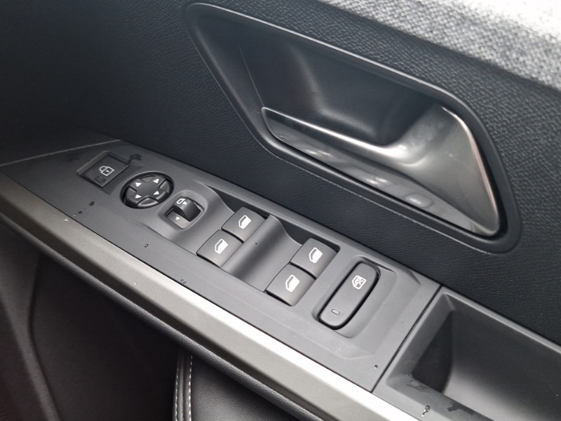 Used Peugeot 5008 2025 for sale - 77086807: Photo 11