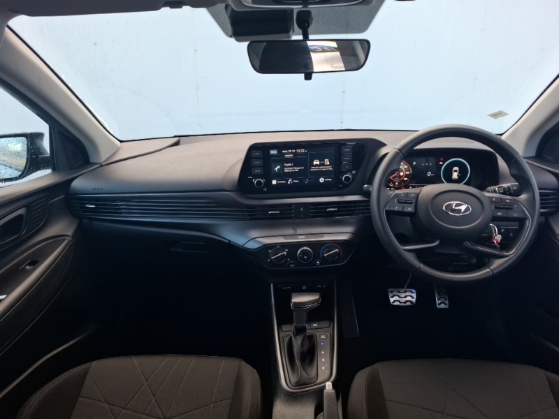 Used Hyundai BAYON 2023 for sale - 76403819: Photo 2