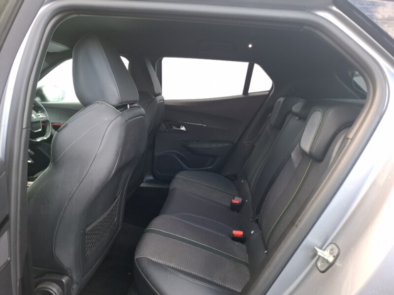 Used Peugeot 2008 2023 for sale - 76763605: Photo 6