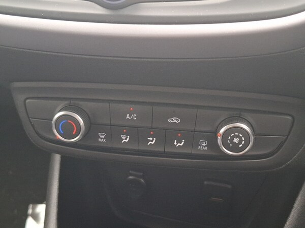 Used Vauxhall Crossland 2021 for sale - 76258388: Photo 16