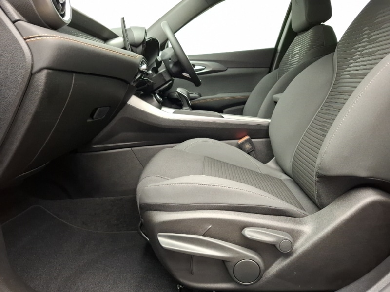 Used Alfa Romeo Tonale 2025 for sale - 77093075: Photo 5