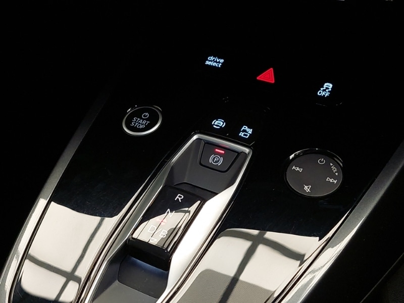 Used Audi Q4 e-tron 2023 for sale - 76897410: Photo 17