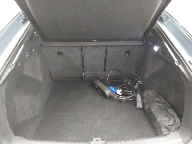 Used Audi Q4 e-tron 2023 for sale - 76897410: Photo 8