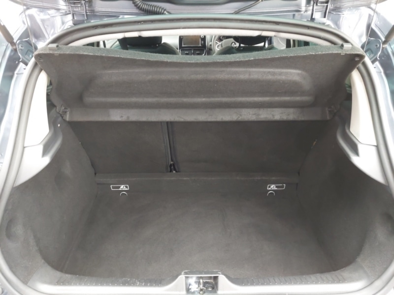 Used Renault Clio 2019 for sale - 76958951: Photo 8