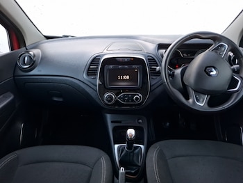 Used Renault Captur 2019 for sale - 76053333: Photo 2