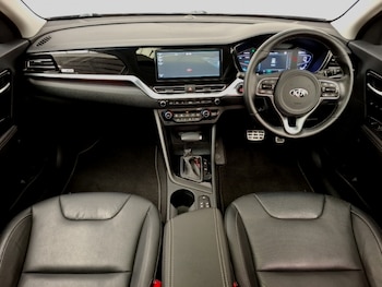 Used Kia Niro 2020 for sale - 76540499: Photo