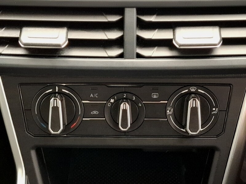 Used Volkswagen Polo 2024 for sale - 77846789: Photo 16