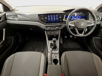 Used Volkswagen Polo 2024 for sale - 77846789: Photo