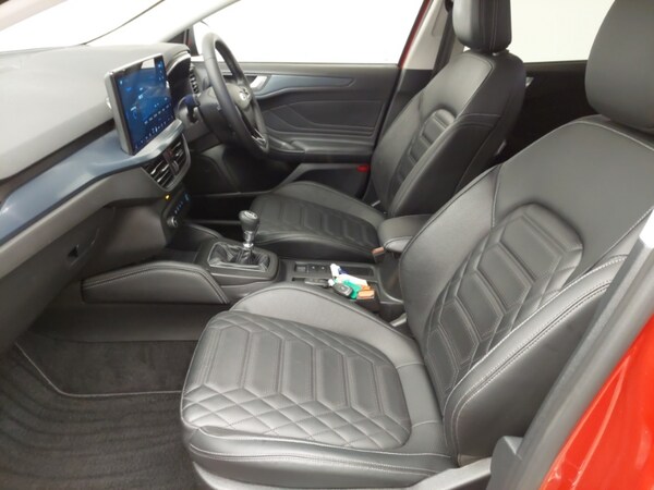 Used Ford Focus 2022 for sale - 76145594: Photo 5