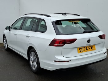 Used Volkswagen Golf 2024 for sale - 75946339: Photo