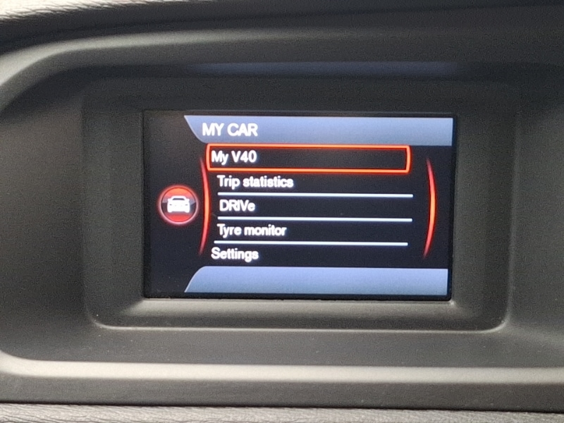 Used Volvo V40 2015 for sale - 77760946: Photo 11