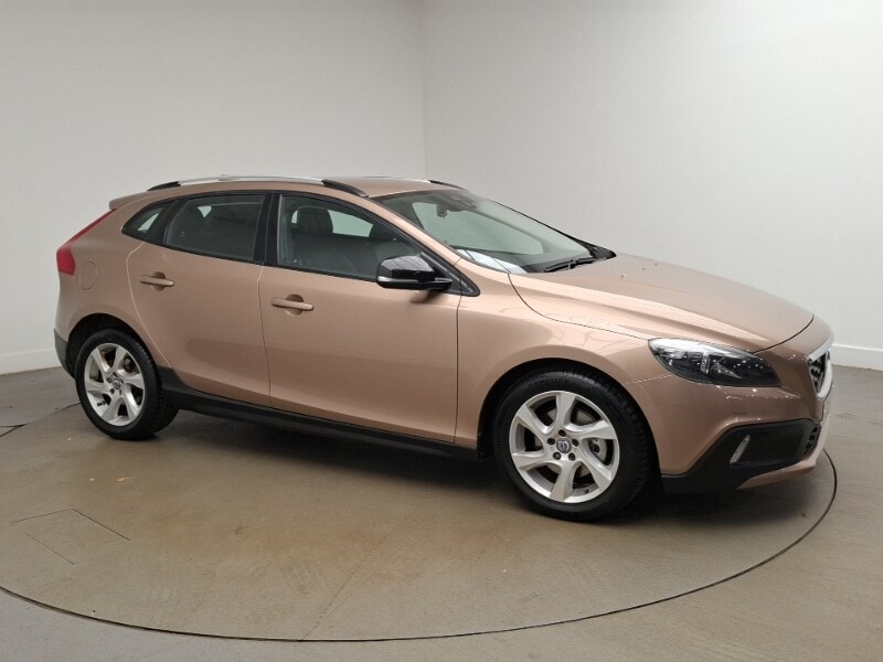 Used Volvo V40 2015 for sale - 77760946: Photo 13