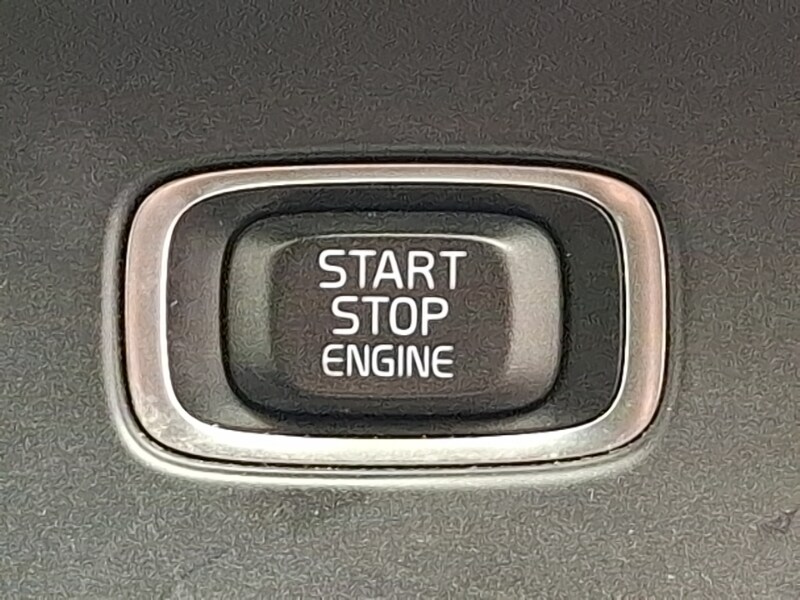 Used Volvo V40 2015 for sale - 77760946: Photo 16