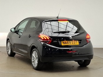 Used Peugeot 208 2019 for sale - 78621840: Photo