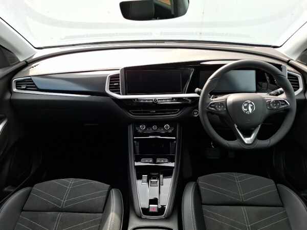 Used Vauxhall Grandland 2024 for sale - 75558107: Photo 2