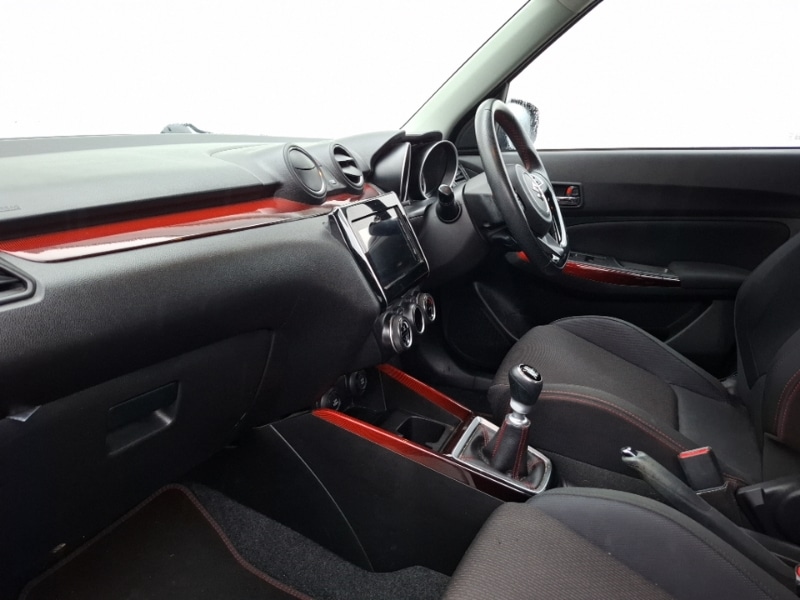 Used Suzuki Swift 2020 for sale - 76708063: Photo 5
