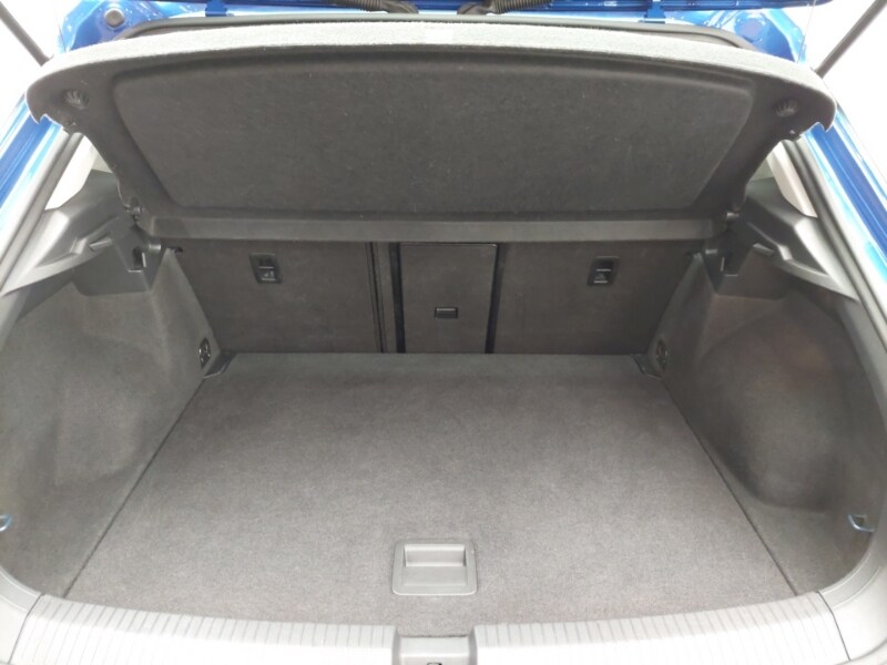 Used Volkswagen T-Roc 2018 for sale - 77352267: Photo 8