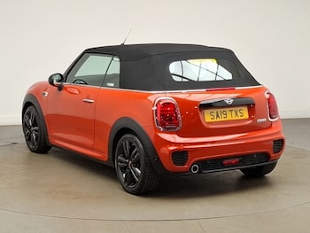 Used MINI Convertible 2019 for sale - 79126837: Photo