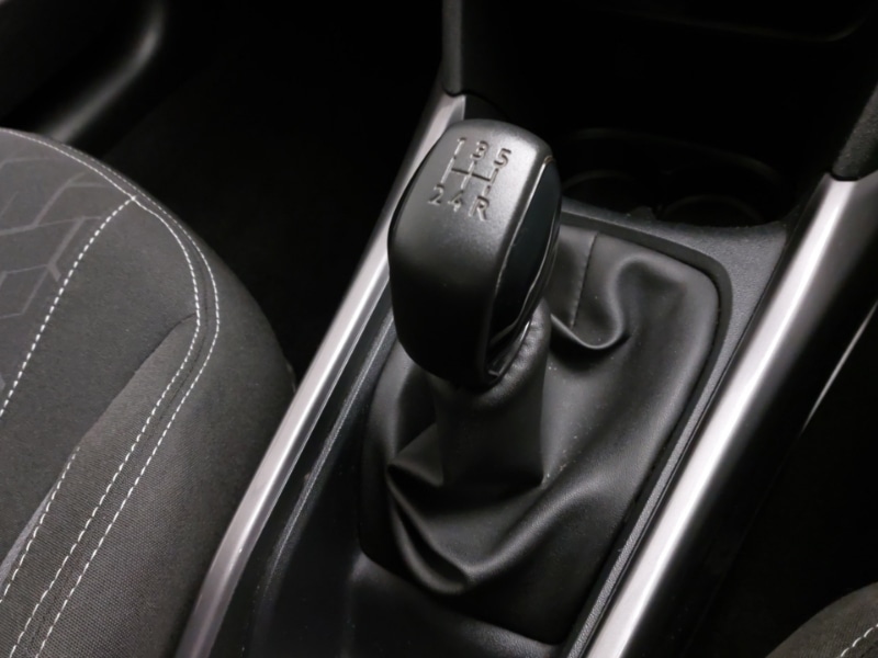 Used Peugeot 2008 2018 for sale - 77299734: Photo 14