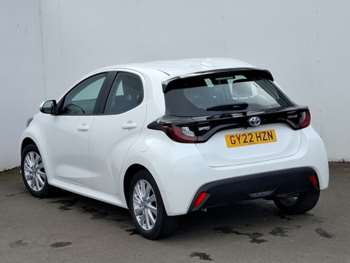 Used Toyota Yaris 2022 for sale - 75097125: Photo