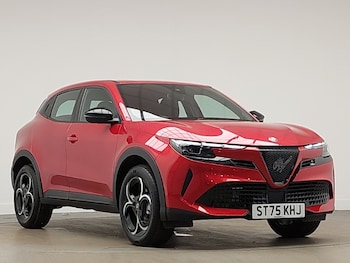 Used Alfa Romeo Junior 2025 for sale - 76763581: Photo