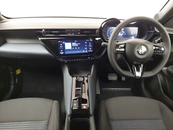 Used Alfa Romeo Junior 2025 for sale - 76763581: Photo