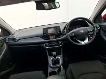 Used Hyundai i30 2017 for sale - 74847811: Photo