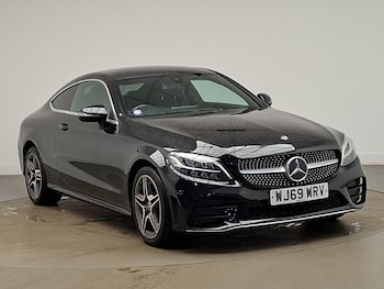Used Mercedes-Benz C Class 2019 for sale - 79610475: Photo