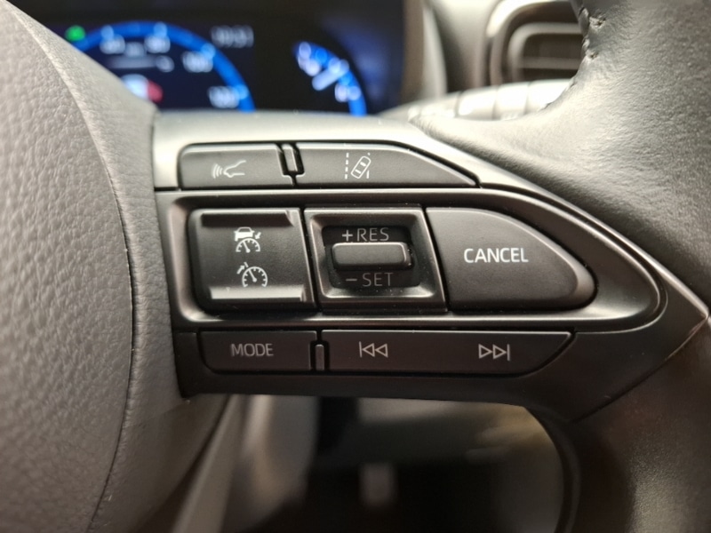 Used Toyota Yaris Cross 2022 for sale - 76358805: Photo 19
