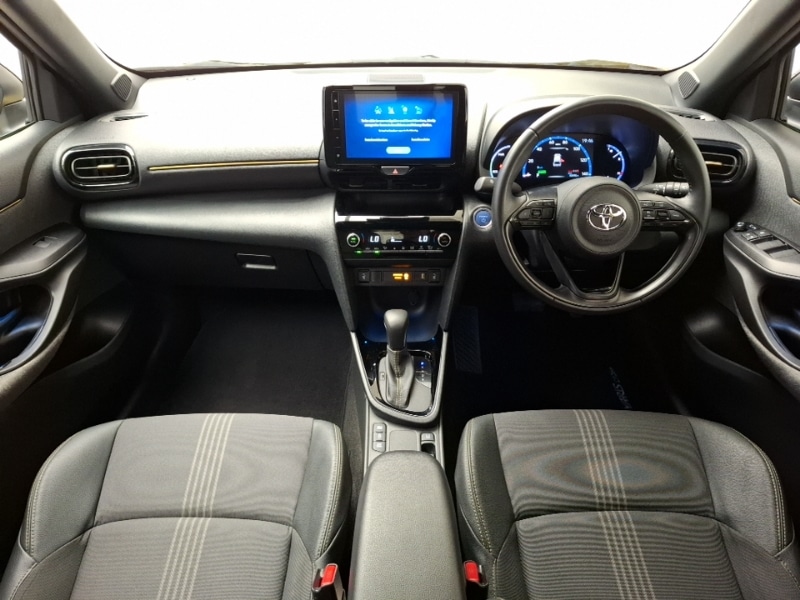 Used Toyota Yaris Cross 2022 for sale - 76358805: Photo 2