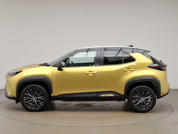 Used Toyota Yaris Cross 2022 for sale - 76358805: Photo