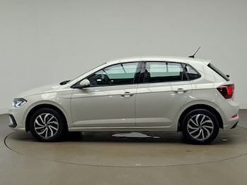 Used Volkswagen Polo 2024 for sale - 79557597: Photo