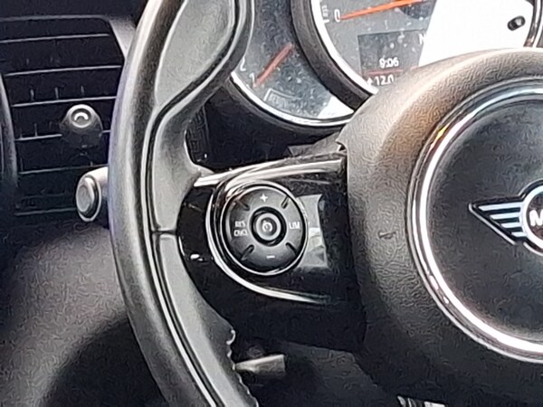 Used MINI Hatch 2020 for sale - 76321232: Photo 10